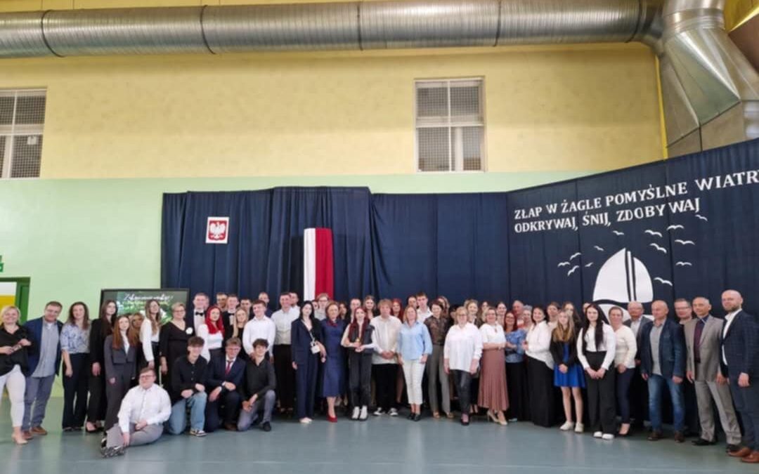 Coś się zaczęło i coś się kończy….